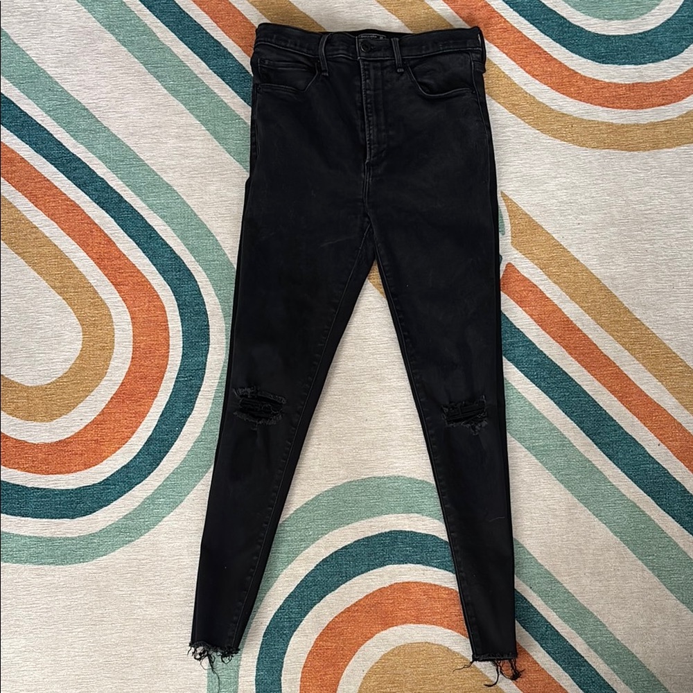 Abercrombie & Fitch Women's Black Distressed Stretchy Jeans
